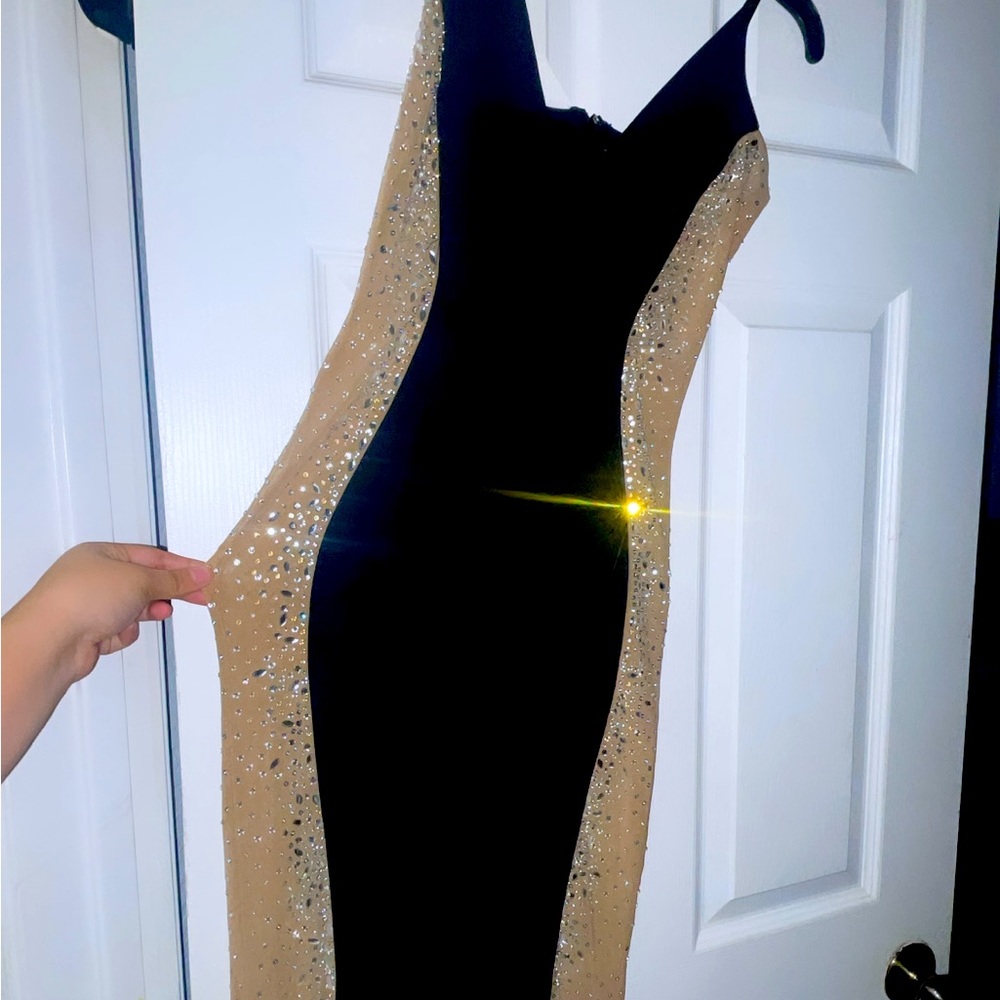 BLACK PROM DRESS DIAMOND